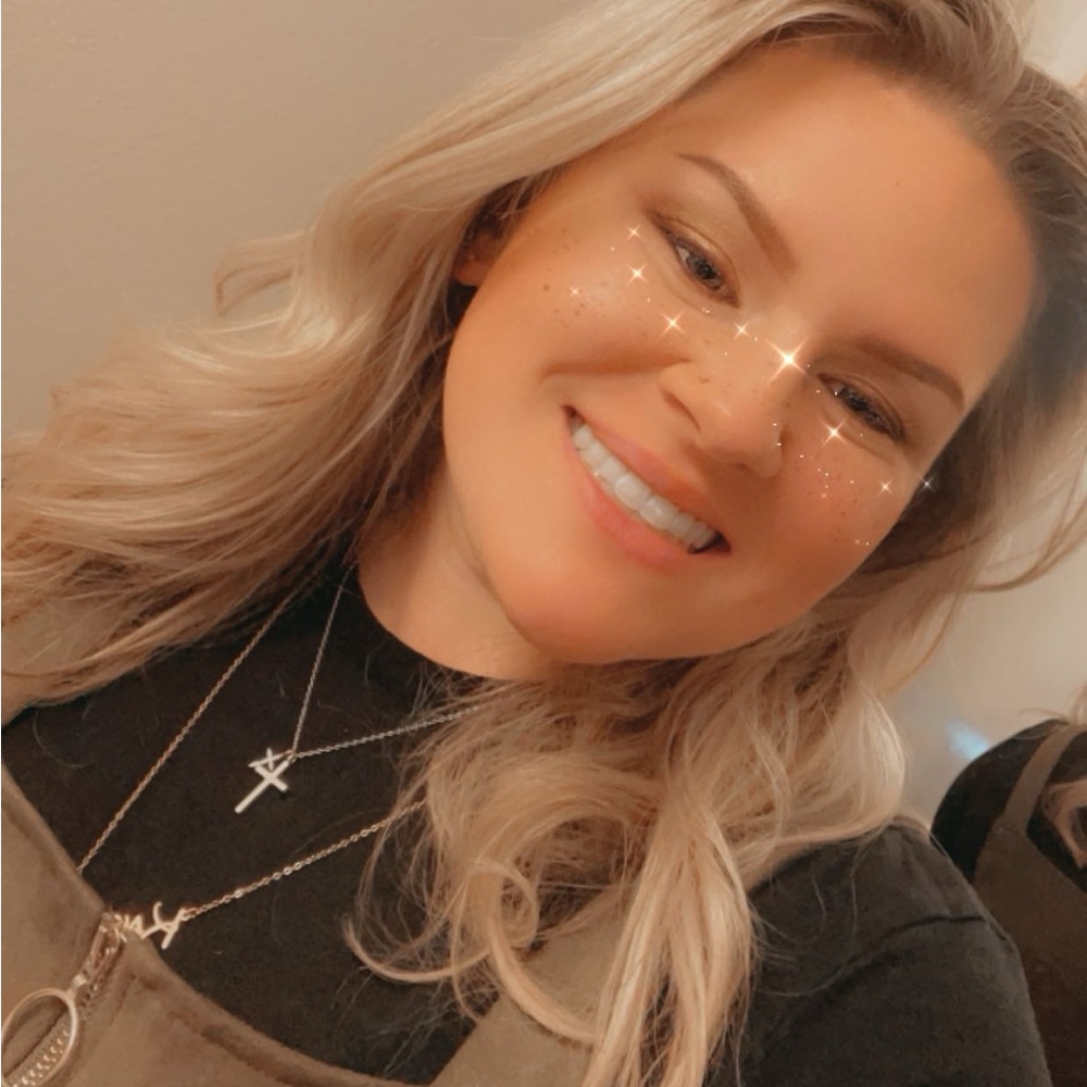 Meet your Posher, Kayleah